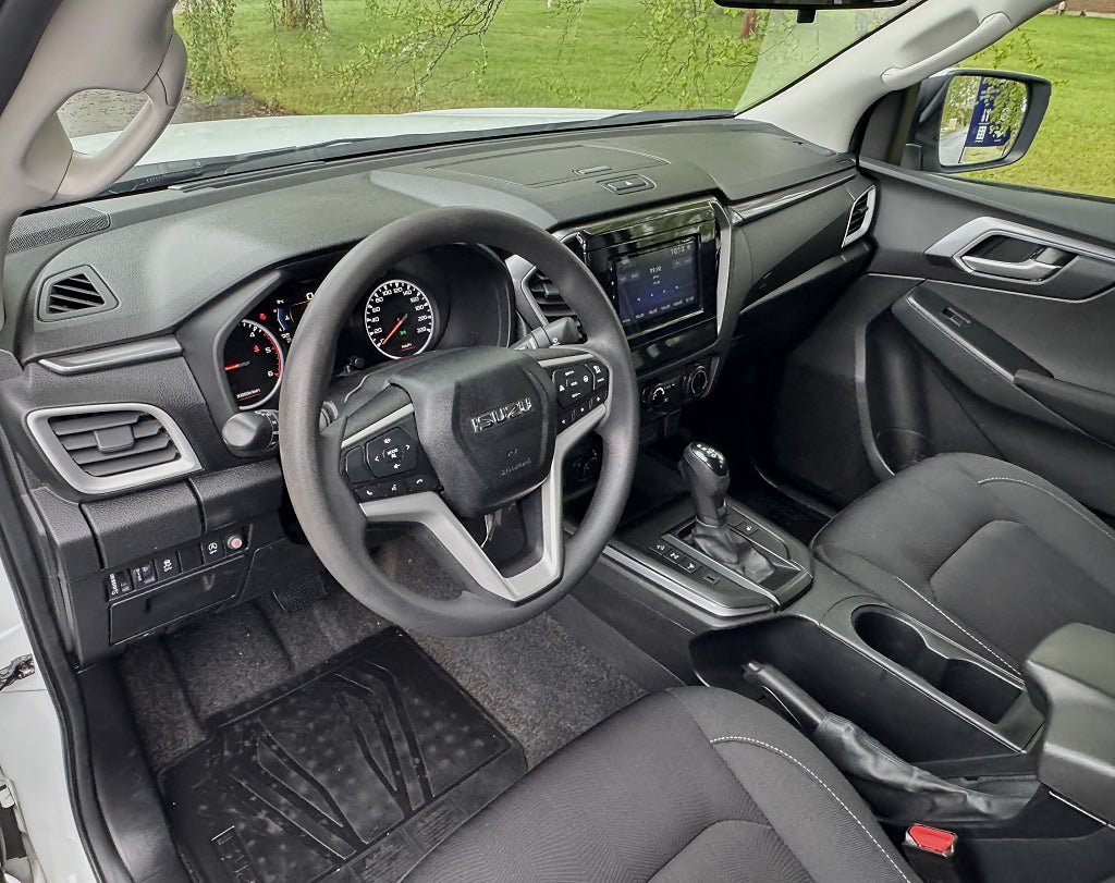 Vehicle Image 13