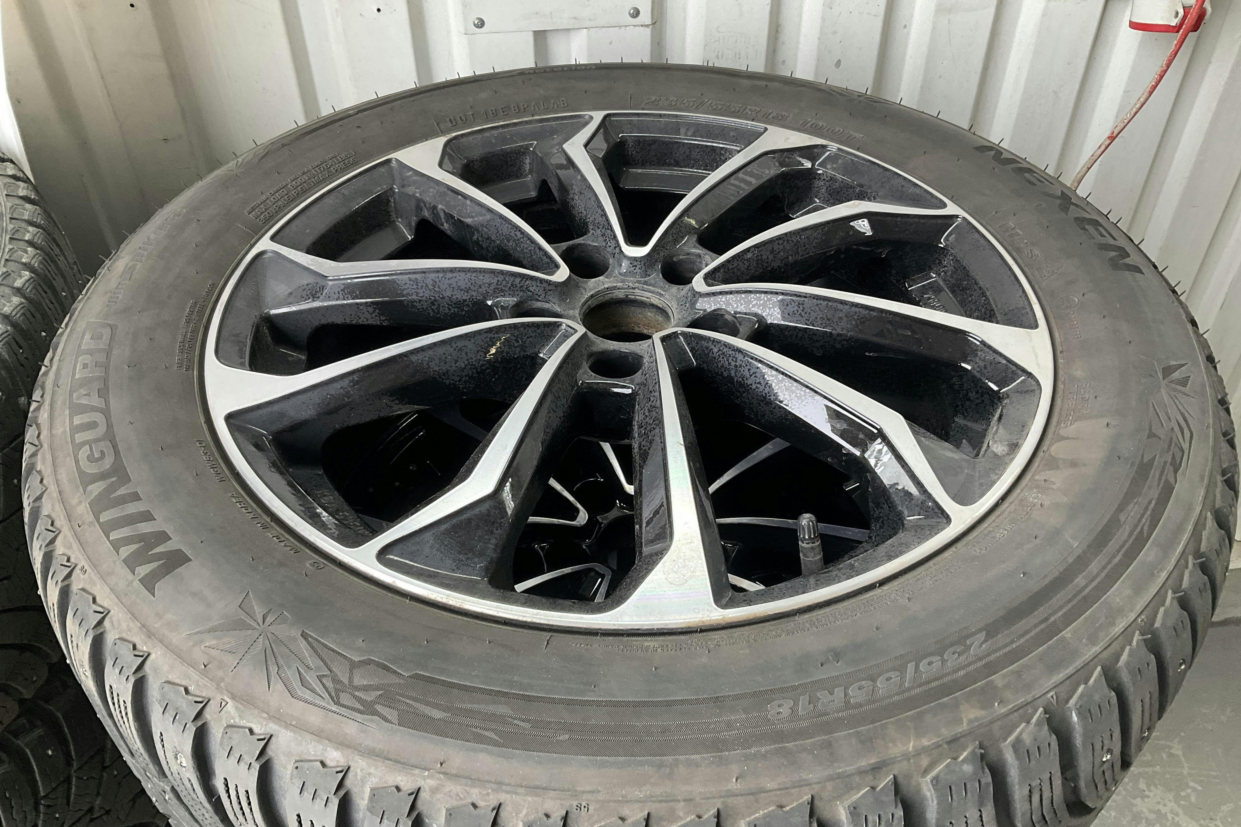 Vehicle Image 13