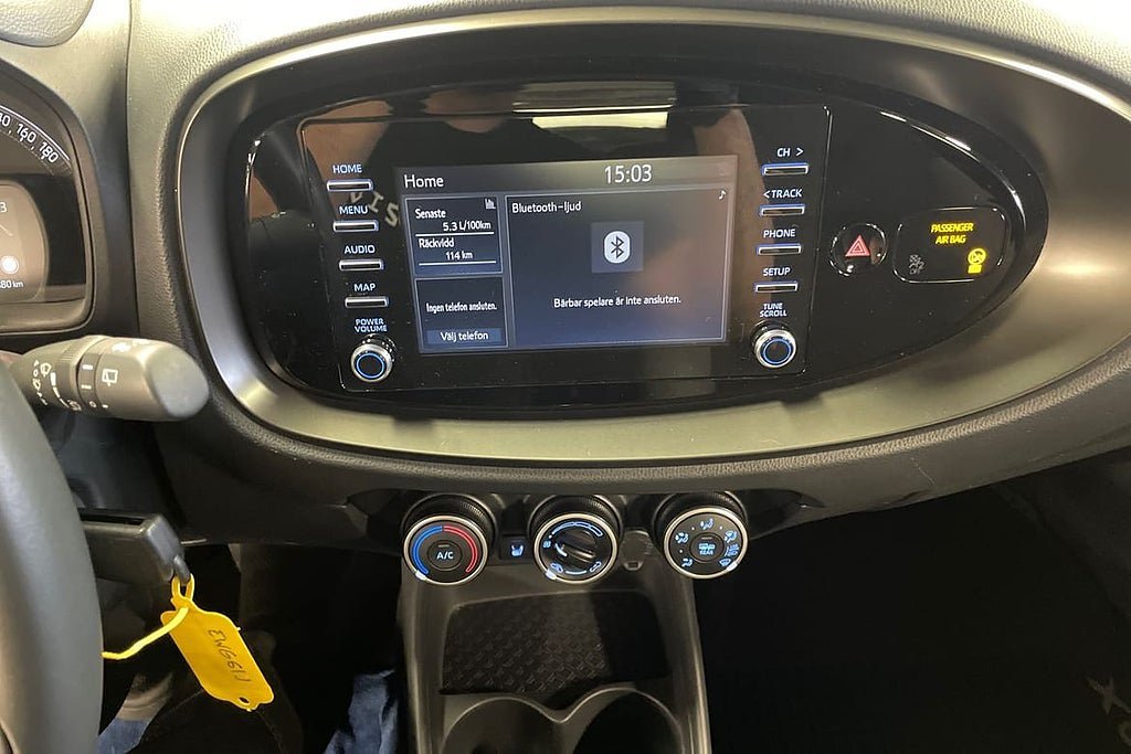 Vehicle Image 15