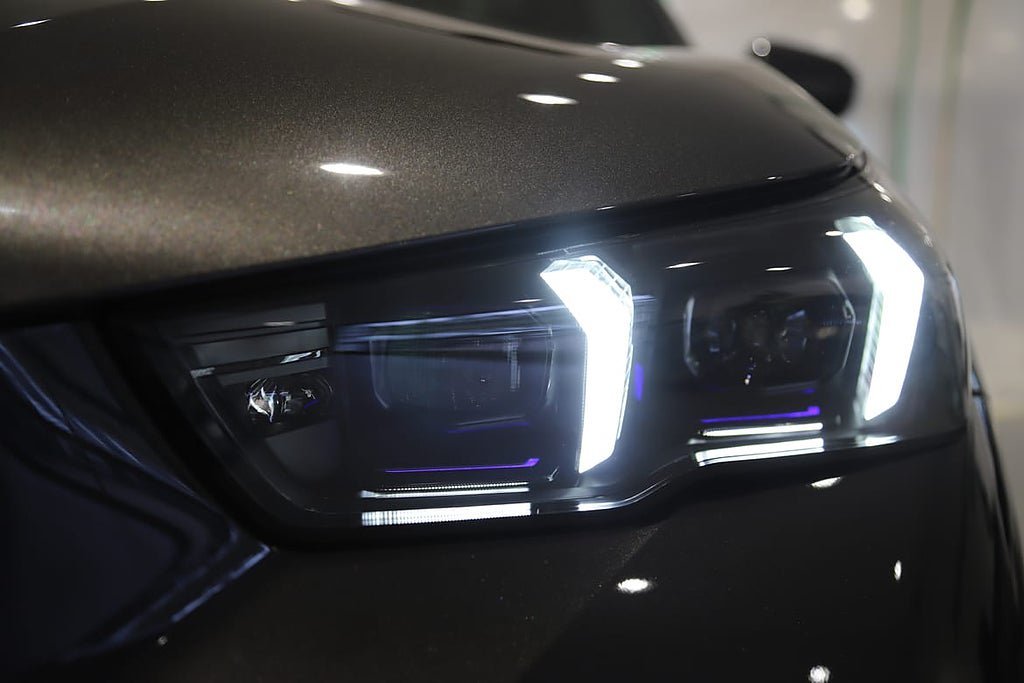 Vehicle Image 9