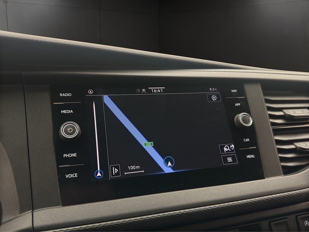 Vehicle Image 23