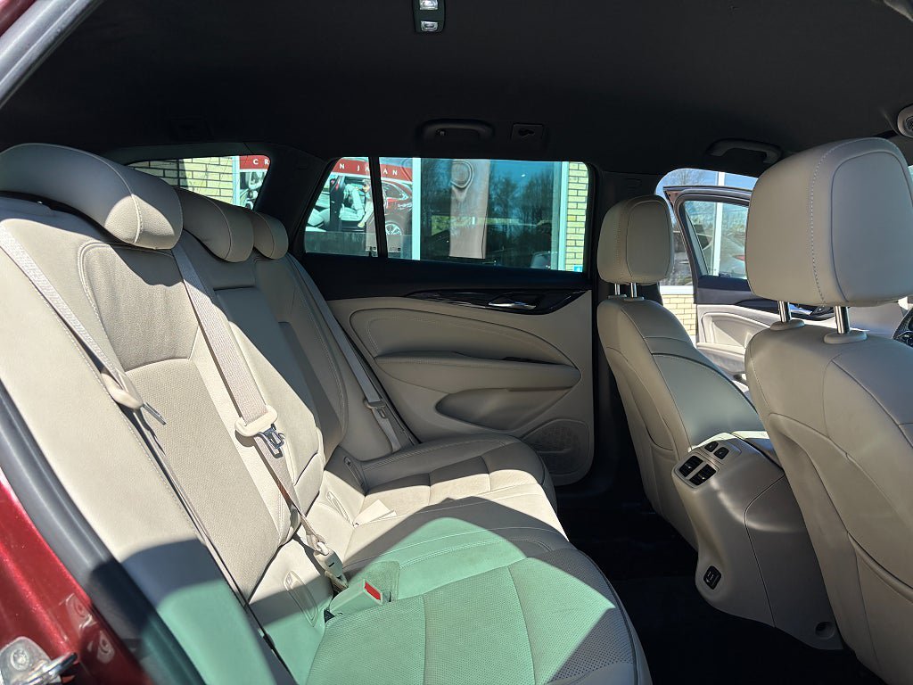 Vehicle Image 15