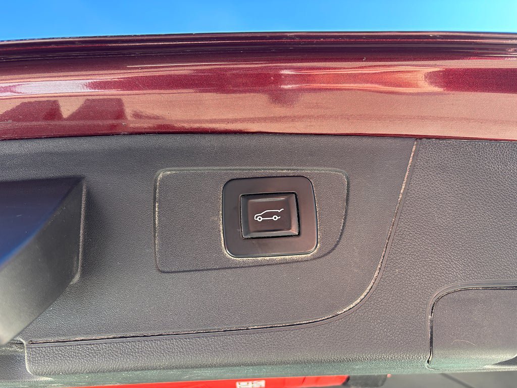 Vehicle Image 17