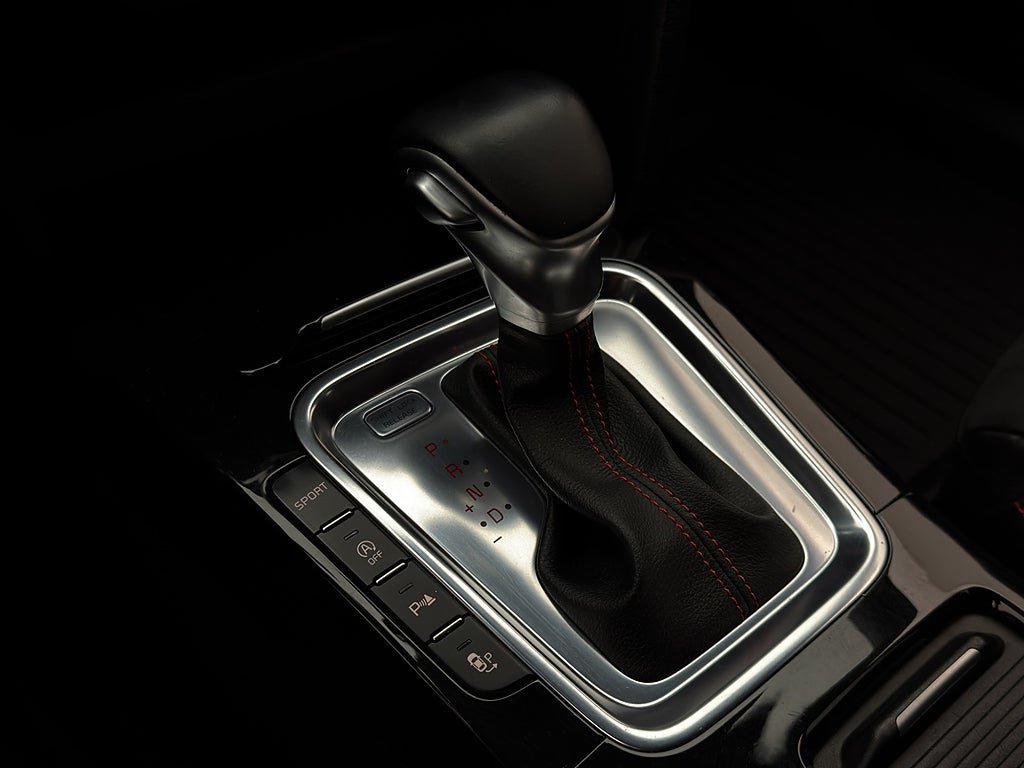 Vehicle Image 23