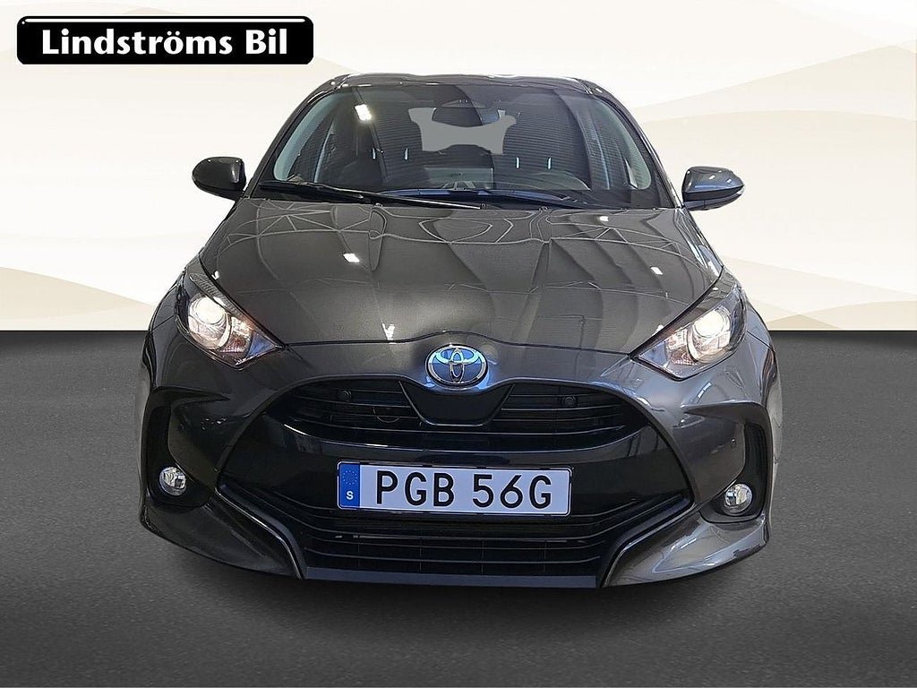Vehicle Image 9