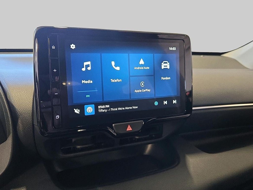 Vehicle Image 16