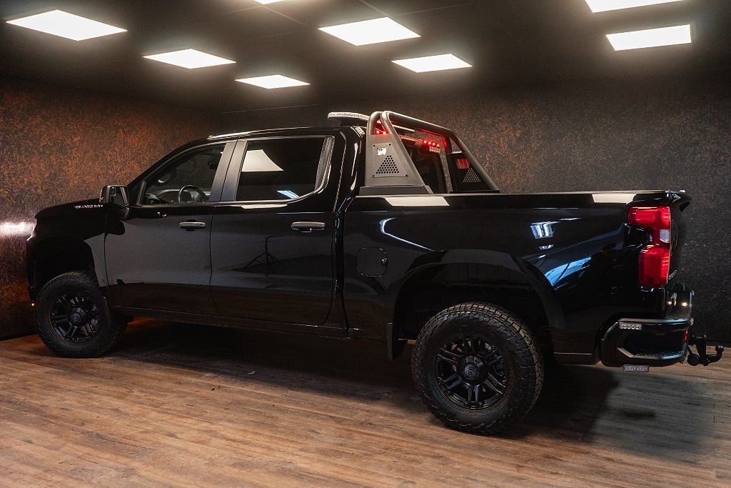 Vehicle Image 8
