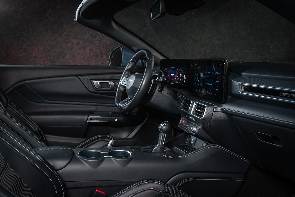 Vehicle Image 25