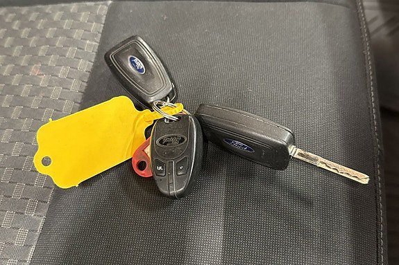 Vehicle Image 22
