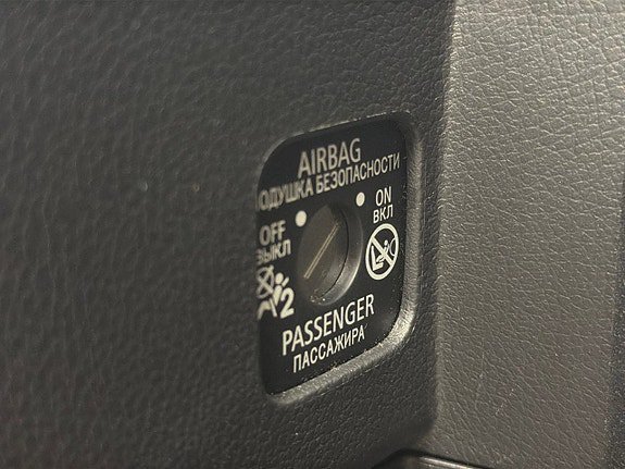 Vehicle Image 24