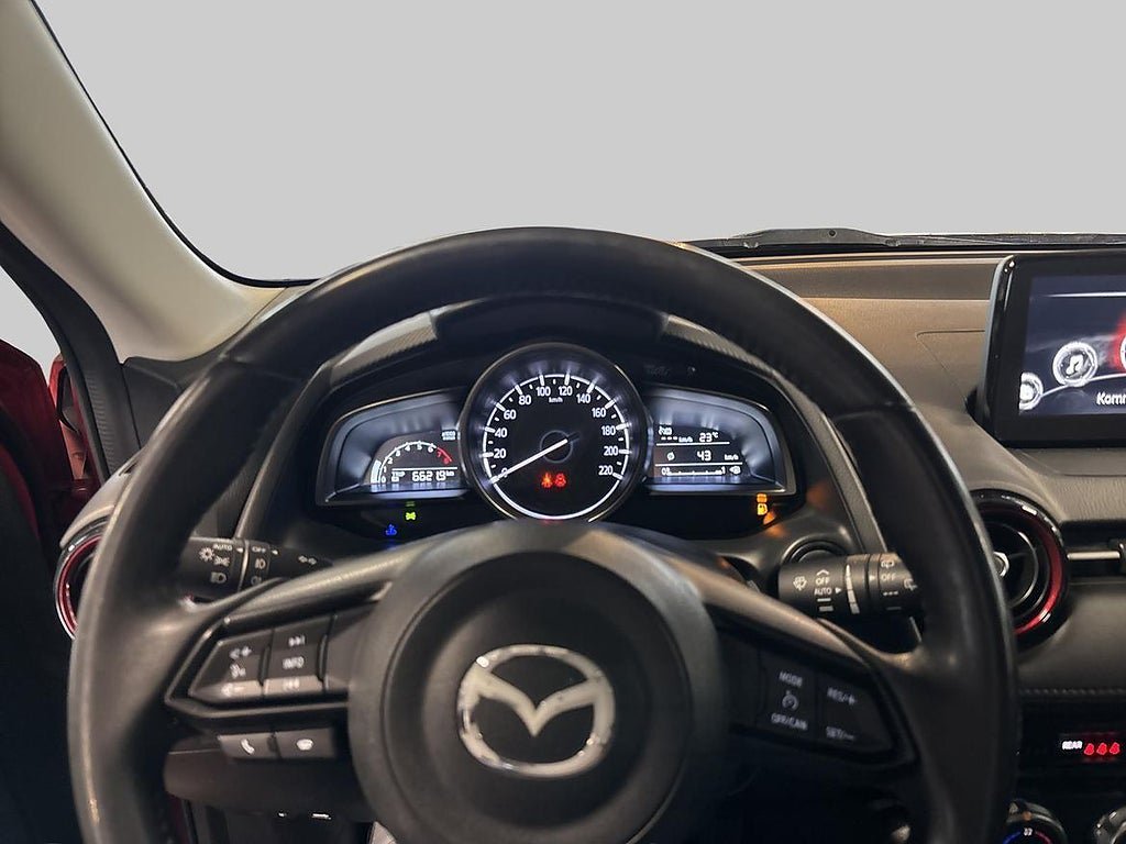 Vehicle Image 14