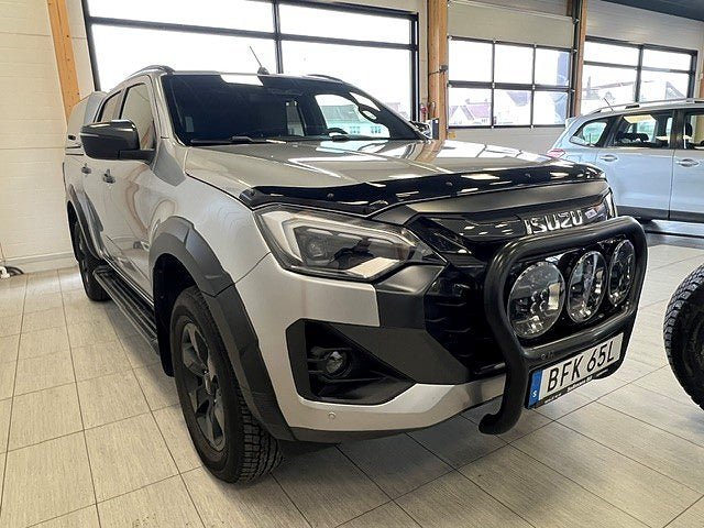Vehicle Image 8