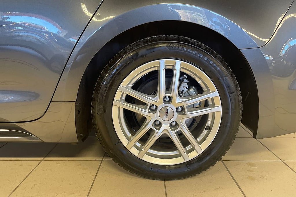 Vehicle Image 17