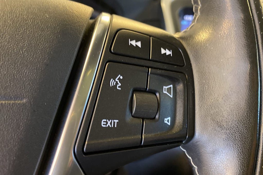 Vehicle Image 23