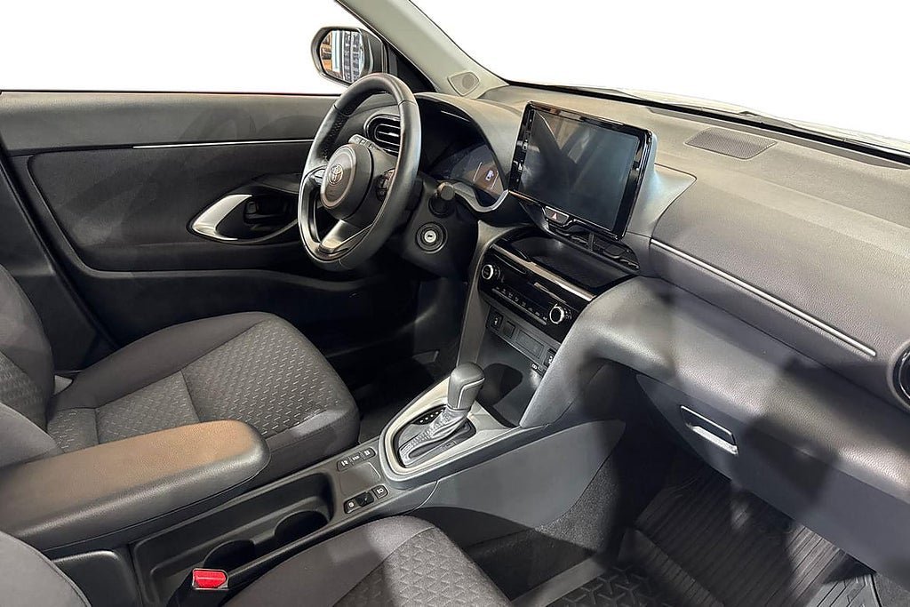 Vehicle Image 7