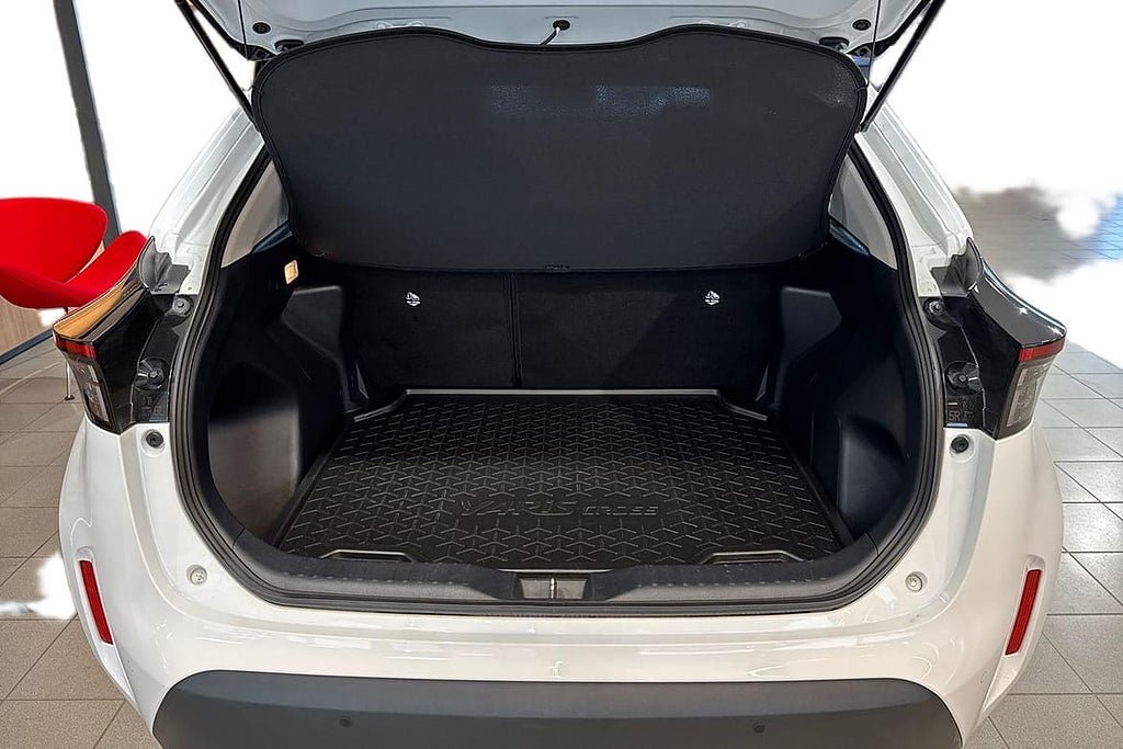 Vehicle Image 12