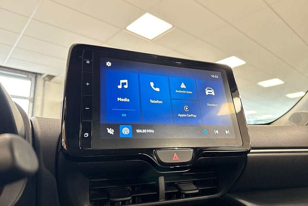 Vehicle Image 15