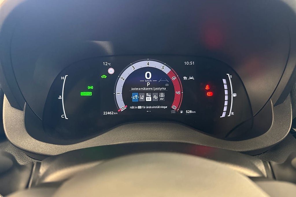 Vehicle Image 16