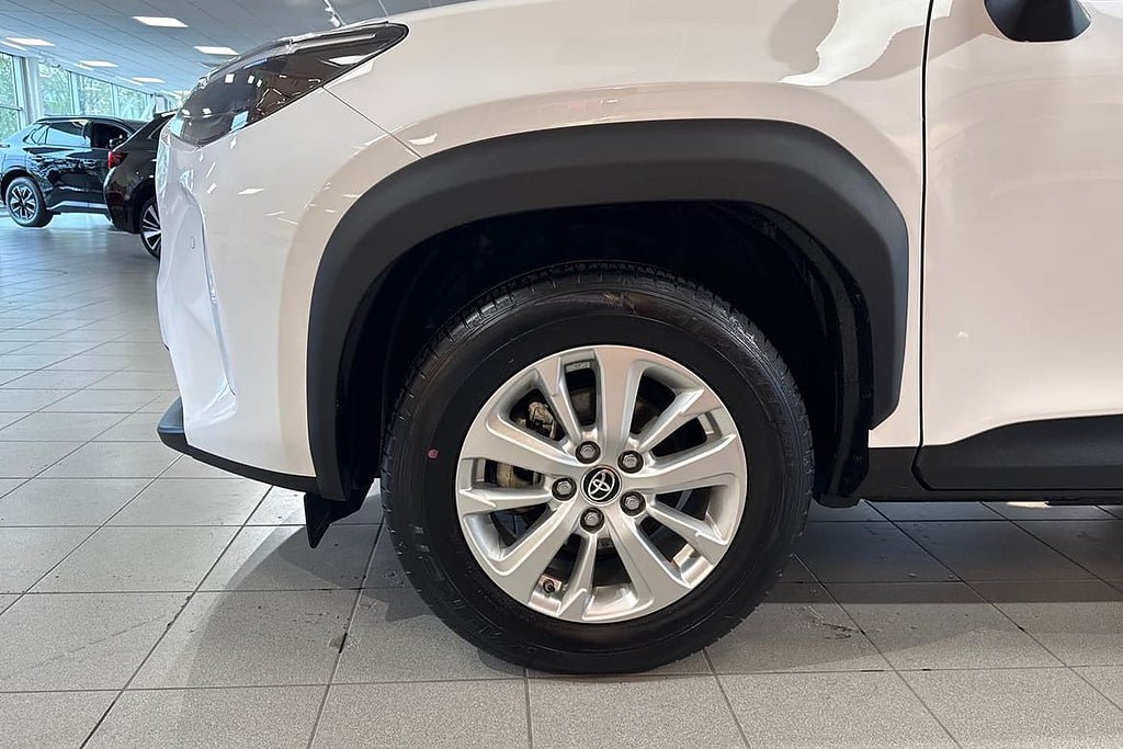 Vehicle Image 17