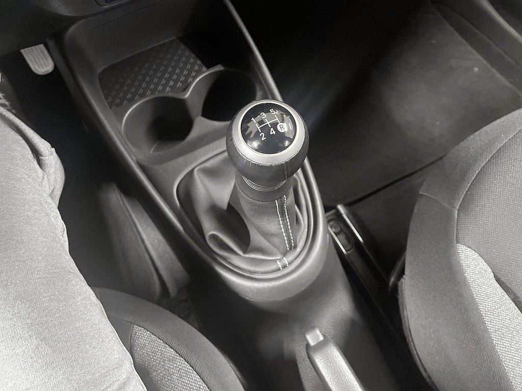 Vehicle Image 18