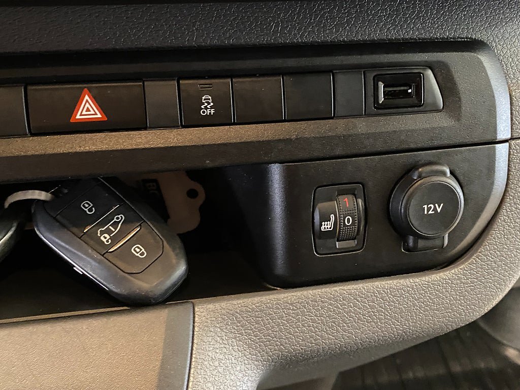 Vehicle Image 34
