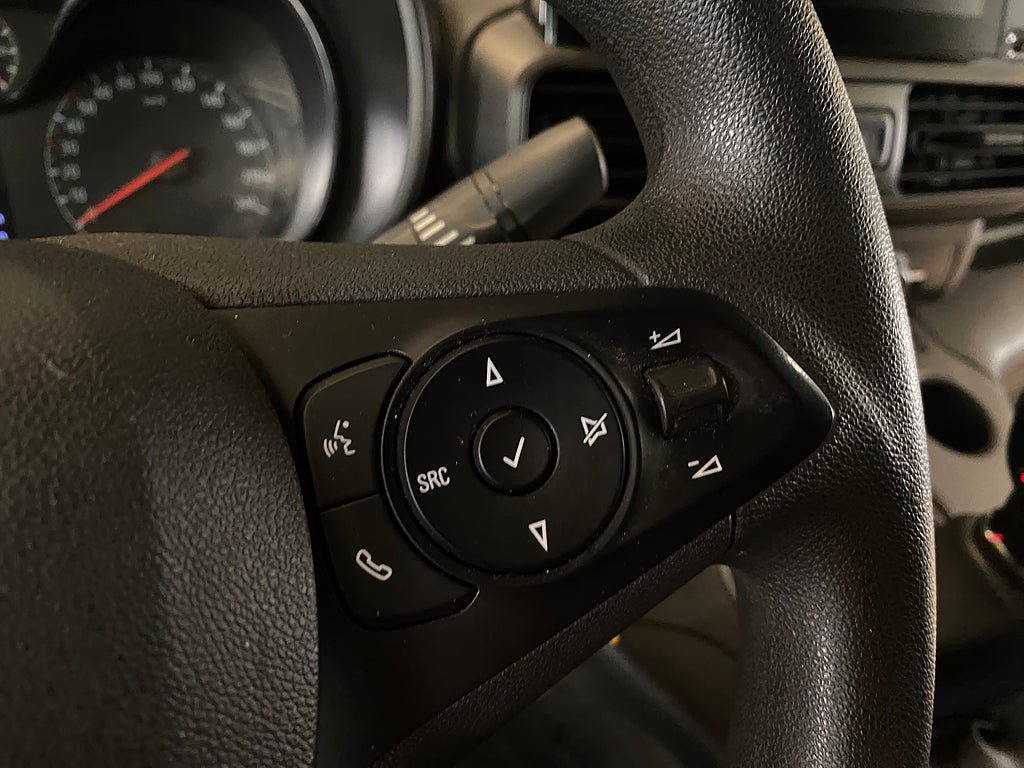Vehicle Image 37