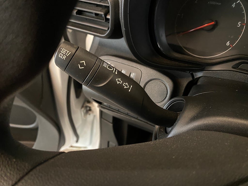 Vehicle Image 39