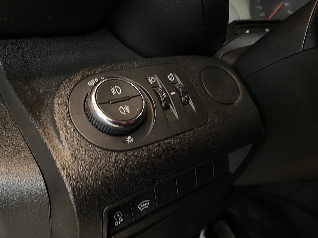 Vehicle Image 41