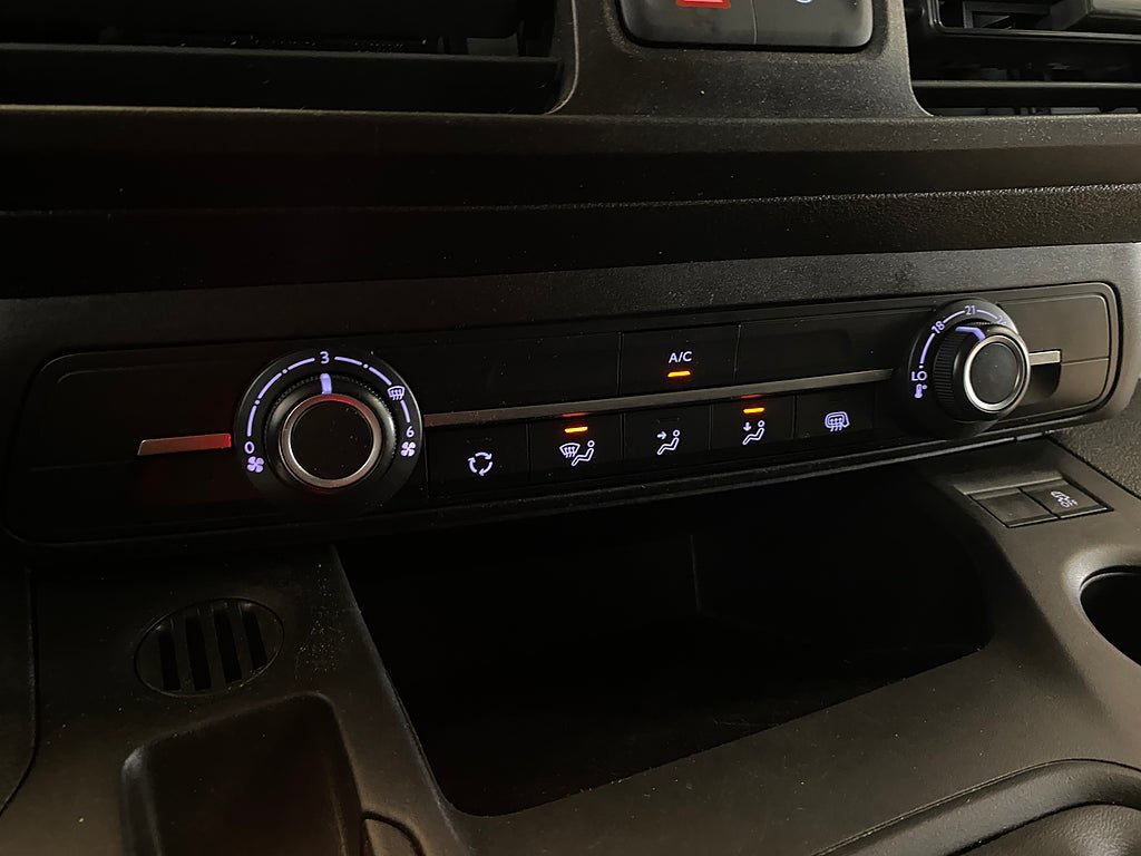 Vehicle Image 47