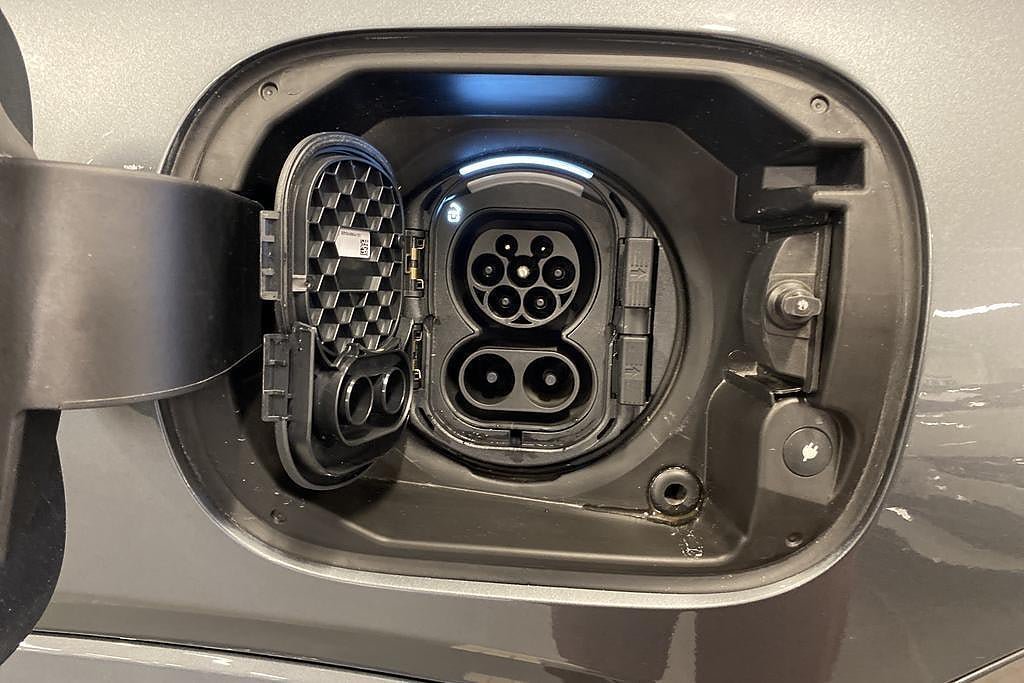 Vehicle Image 20