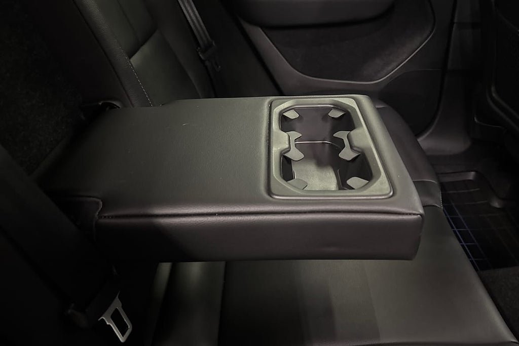 Vehicle Image 19