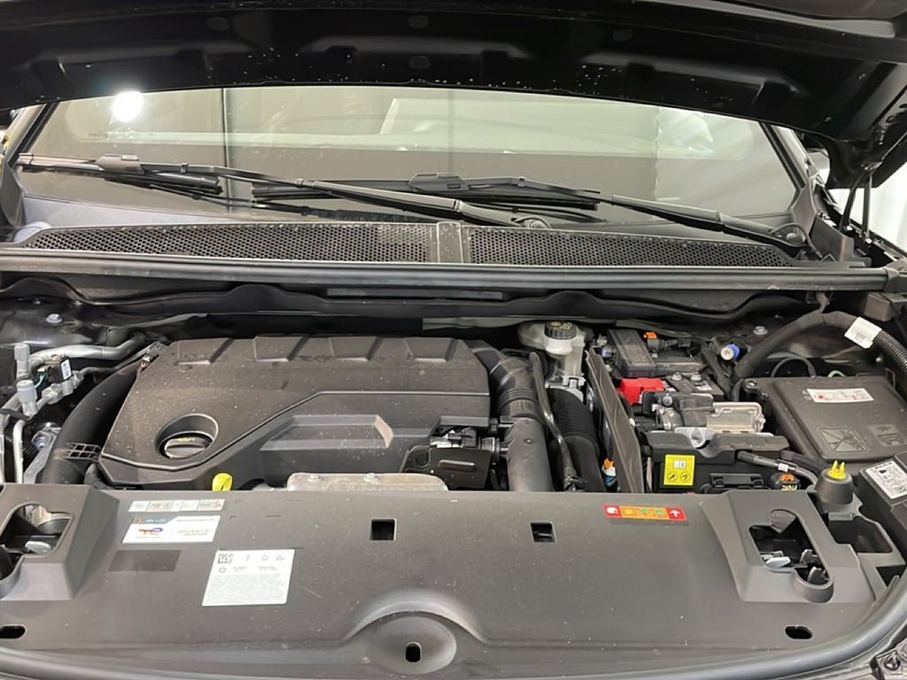 Vehicle Image 17