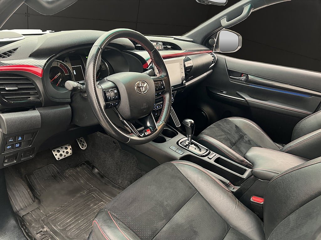 Vehicle Image 19