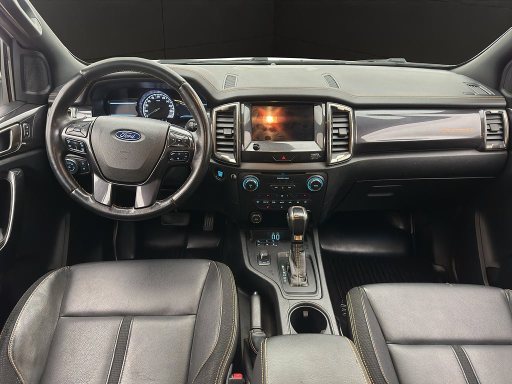 Vehicle Image 17