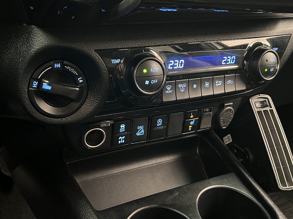 Vehicle Image 31