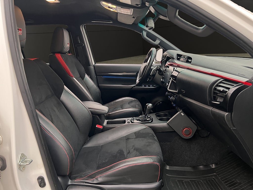 Vehicle Image 35