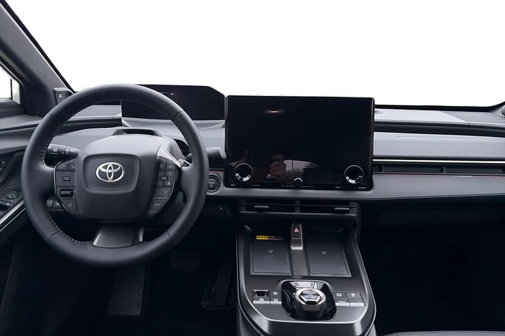 Vehicle Image 10