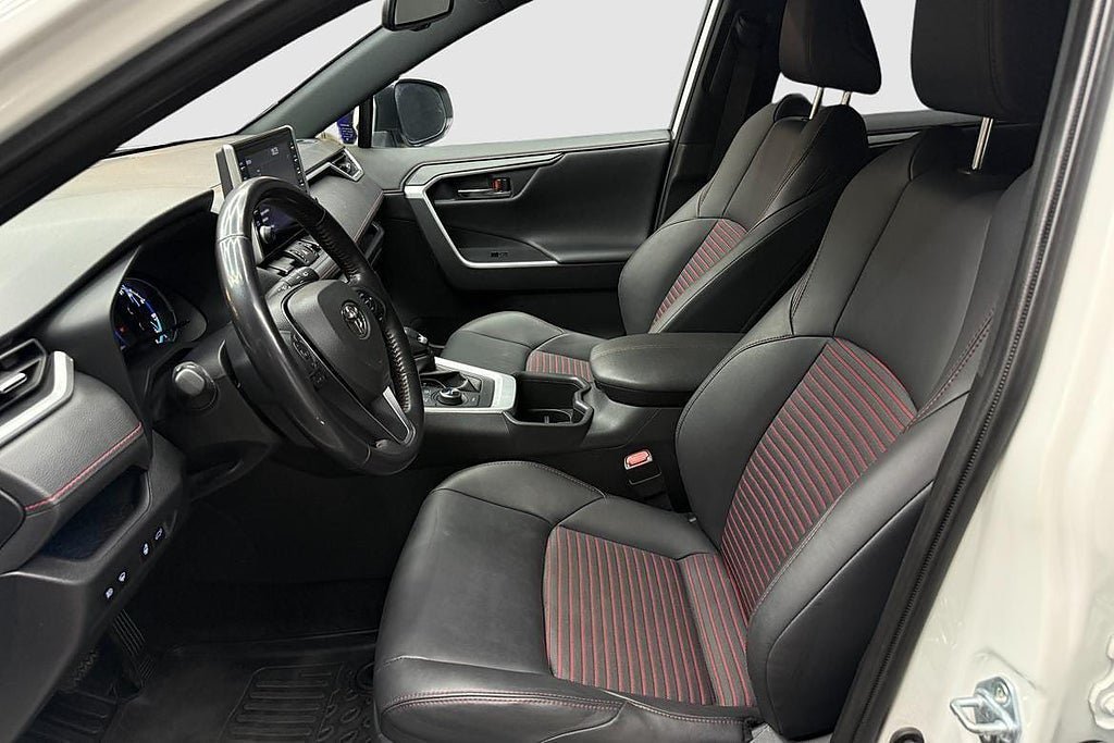 Vehicle Image 14