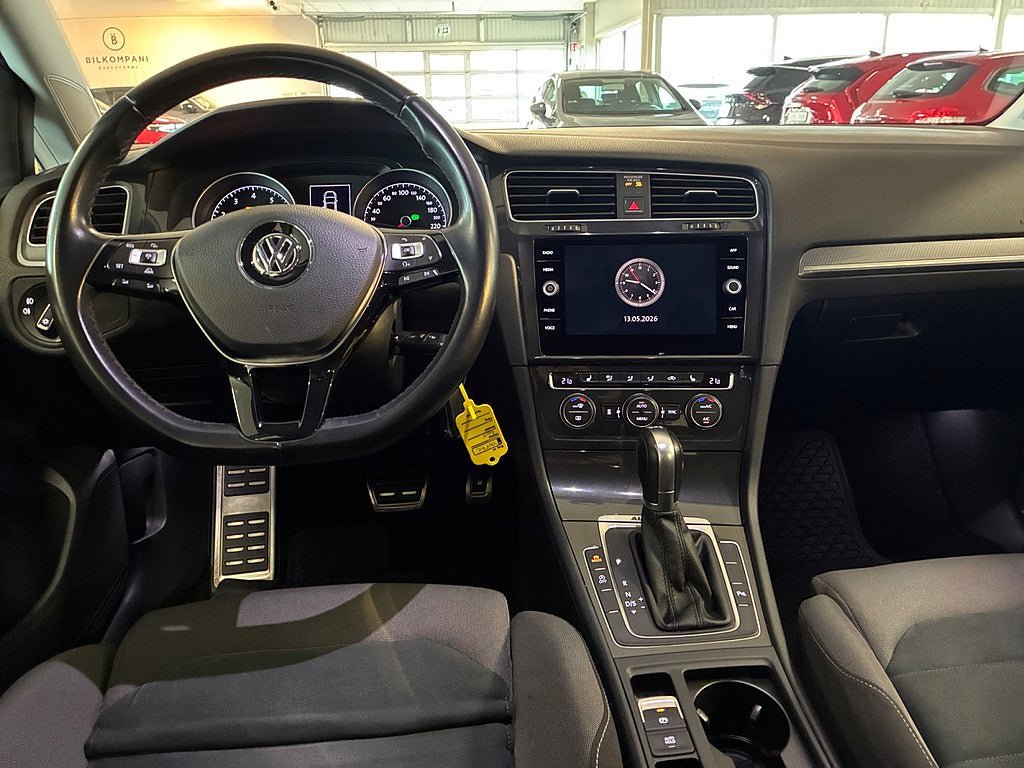 Vehicle Image 13