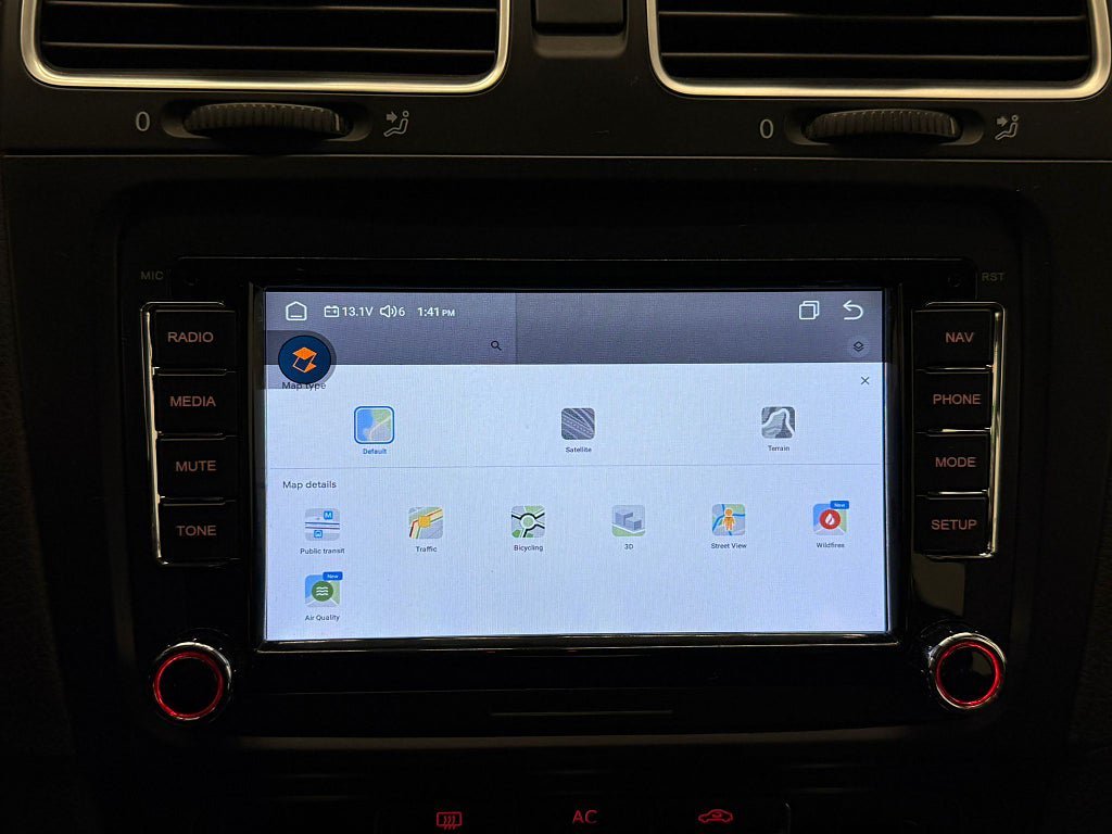 Vehicle Image 6