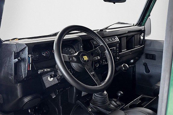 Vehicle Image 9