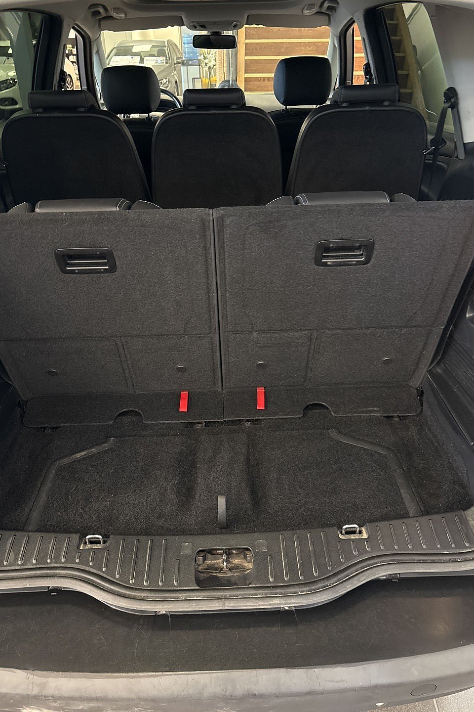 Vehicle Image 17