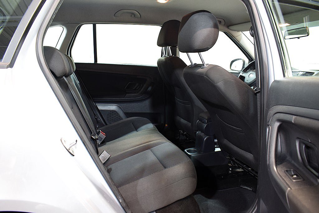 Vehicle Image 15