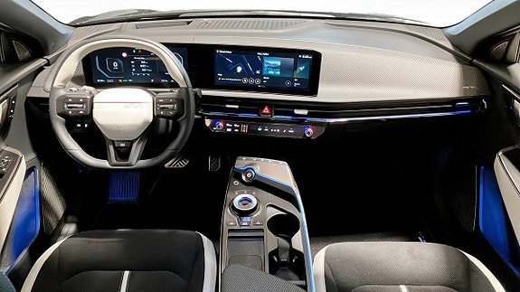 Vehicle Image 6