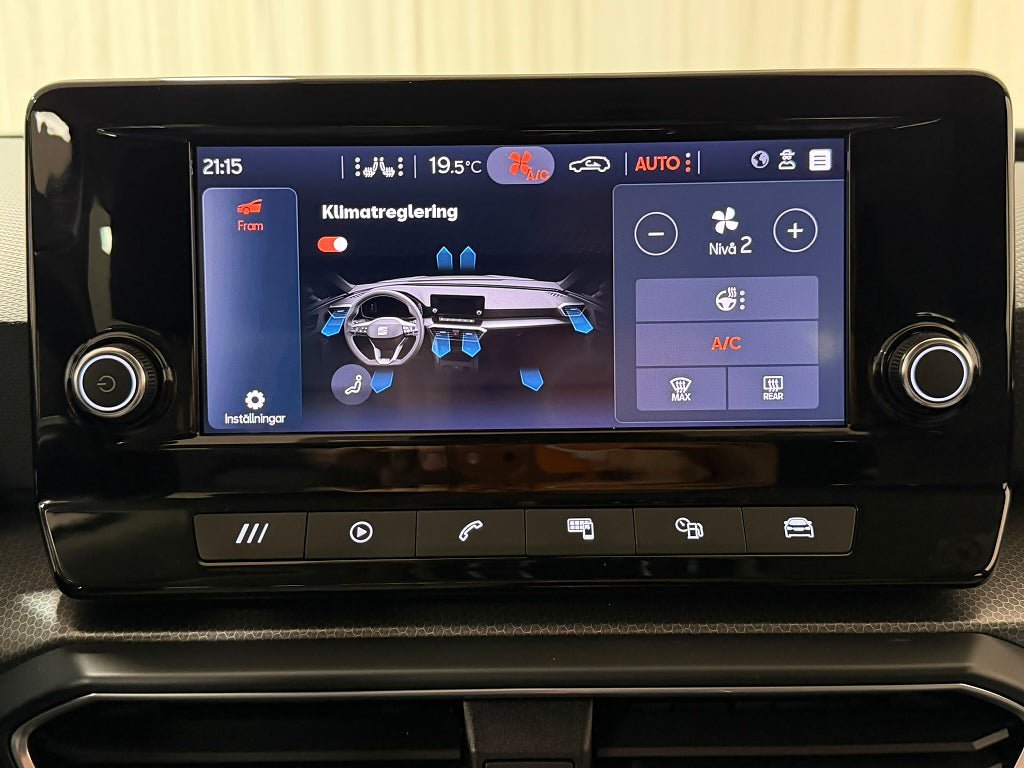 Vehicle Image 23