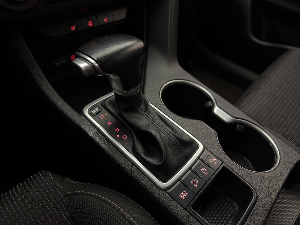Vehicle Image 18