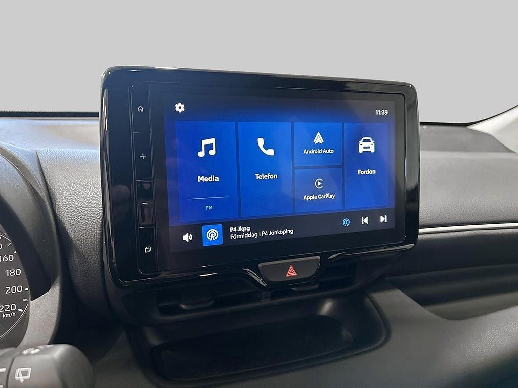 Vehicle Image 15