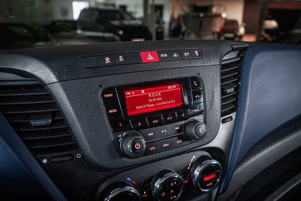 Vehicle Image 20