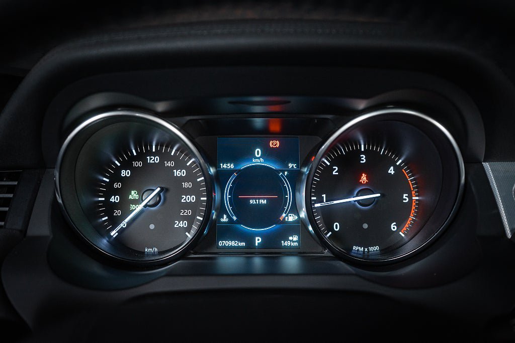 Vehicle Image 21