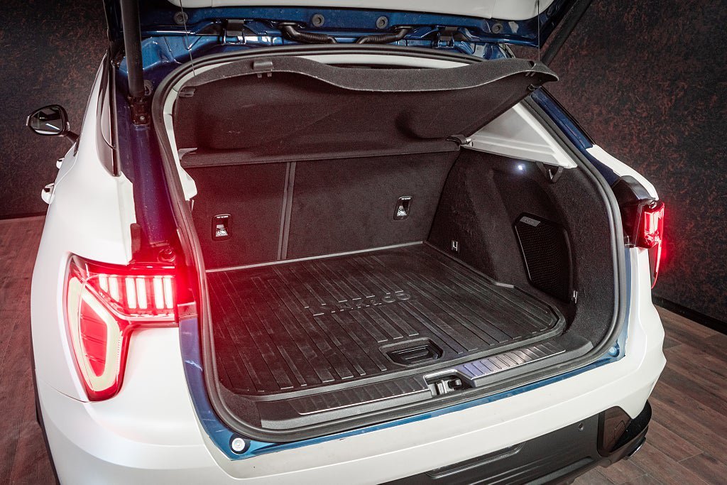 Vehicle Image 13